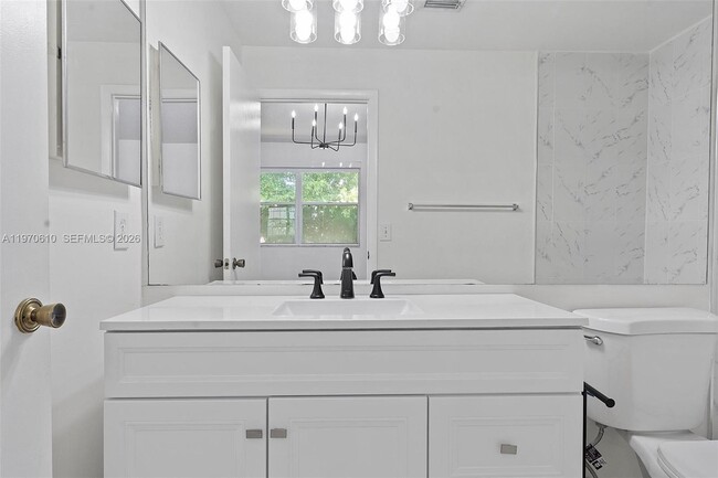 Building Photo - 706 NW 108th Terrace