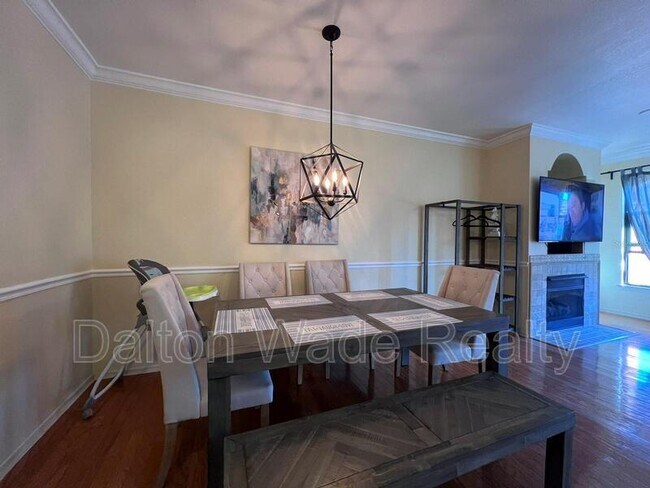 Building Photo - 2730 Via Tivoli