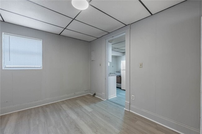 Building Photo - 539 S Monroe St