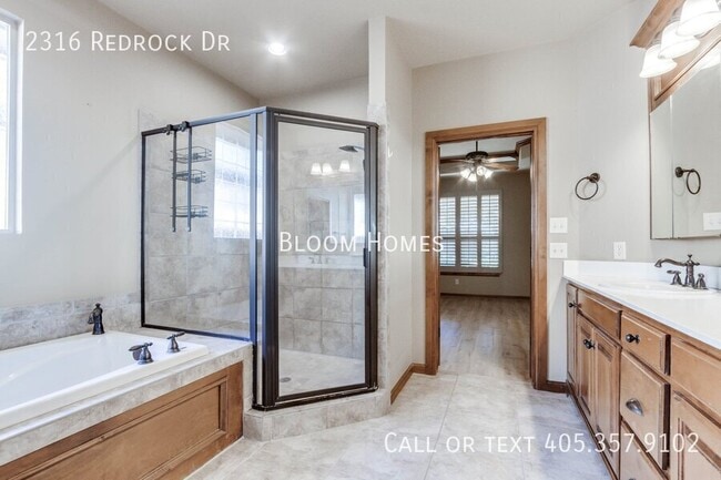 Building Photo - 2316 Redrock Dr