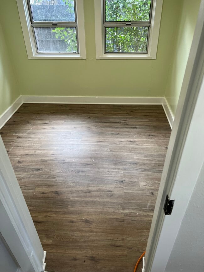 Building Photo - 316A Clara Ave