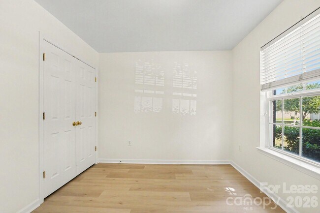 Building Photo - 2163 Wexford Way