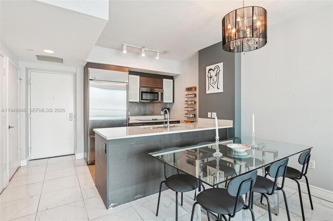 Building Photo - 55 SE 6th St