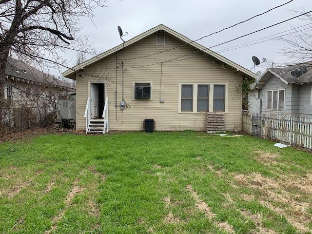 Building Photo - 1610 Taylor St