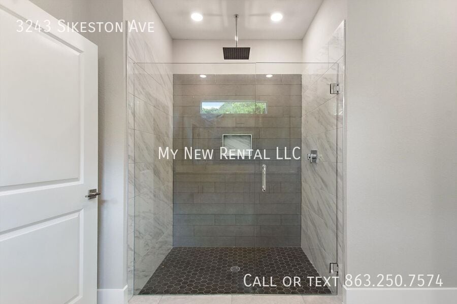 Building Photo - 3243 Sikeston Ave