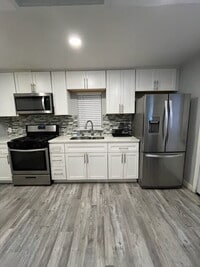 Building Photo - New renovated 1 Bedroom  1 bath Casita