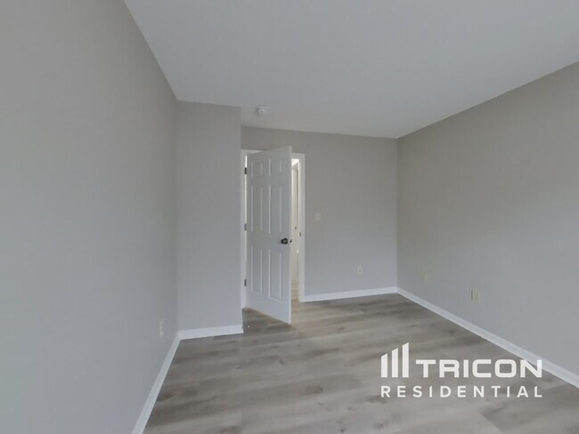 Building Photo - 17903 Captiva Way