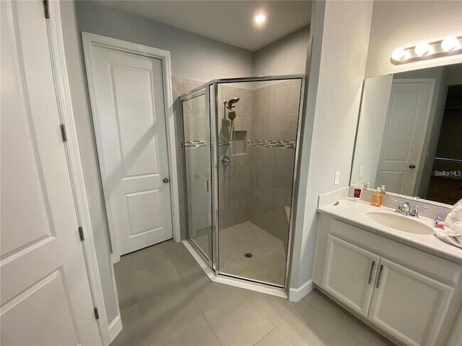 Building Photo - 3958 Carrick Bend Dr