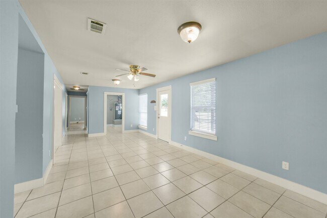 Building Photo - 22405 Beckendorff Rd