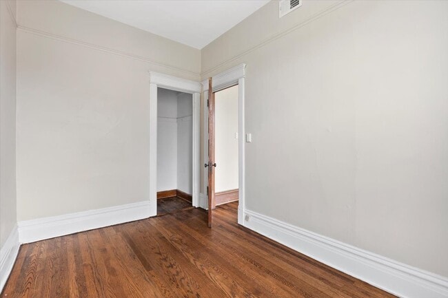 Building Photo - 3751 N Clifton Ave