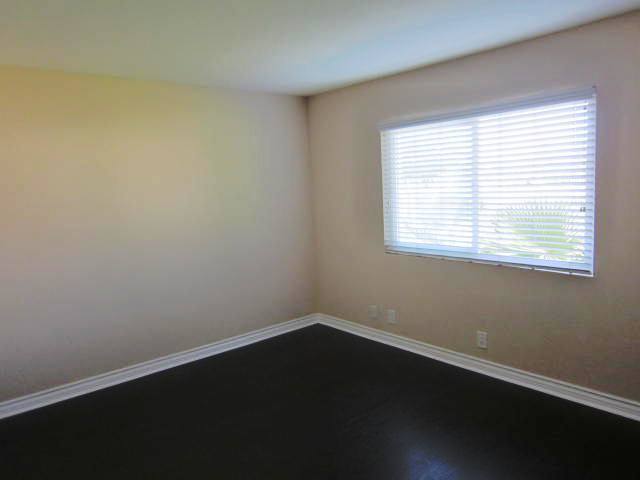 Building Photo - E MADISON - BEAUTIFUL CONDO IN EL CAJON, A...