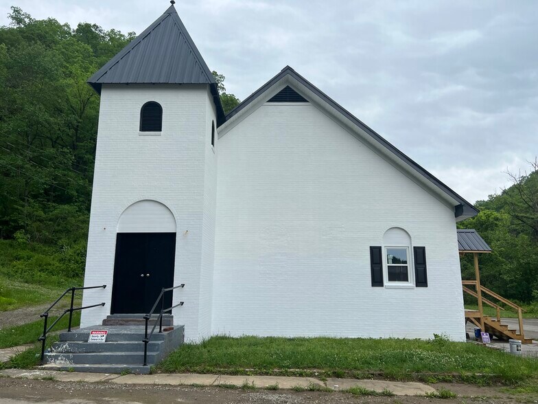 Building Photo - 143 Ferguson Ln
