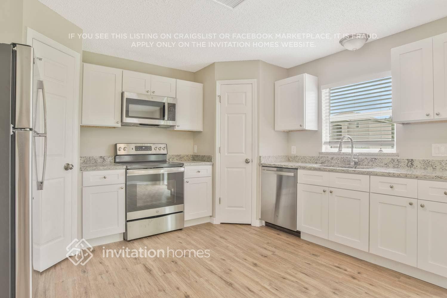 Building Photo - 10 Tamiami Way