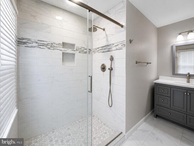 Building Photo - 4513 Shoal Creek Ct