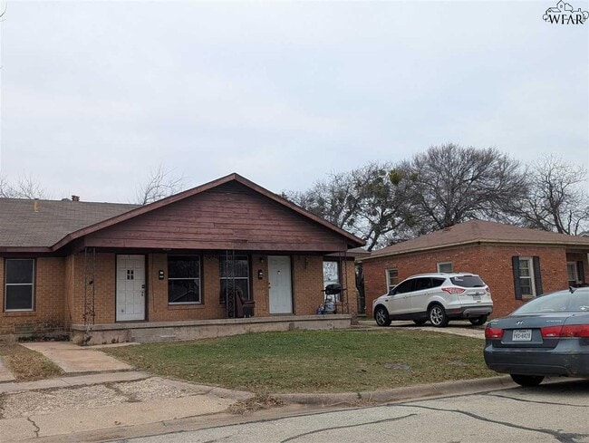 Building Photo - 3306 Garfield St
