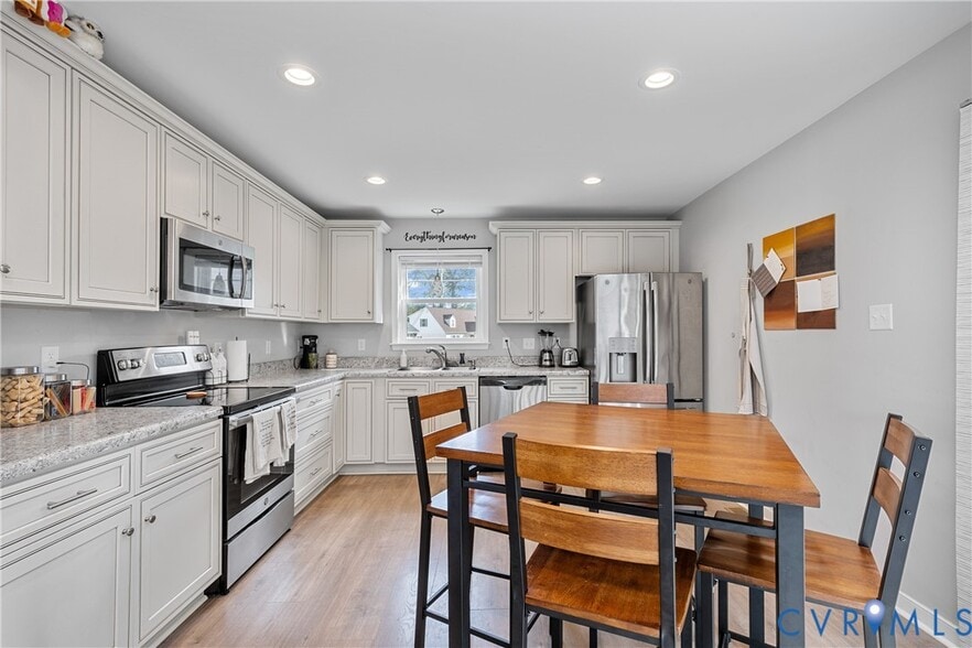 Building Photo - 2446 Gracie White Cir