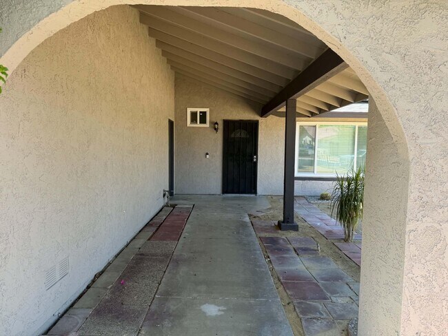 Building Photo - 69150 San Susanna Ave