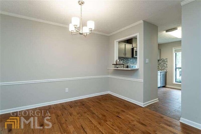 Building Photo - 306 Wynnes Ridge Cir SE