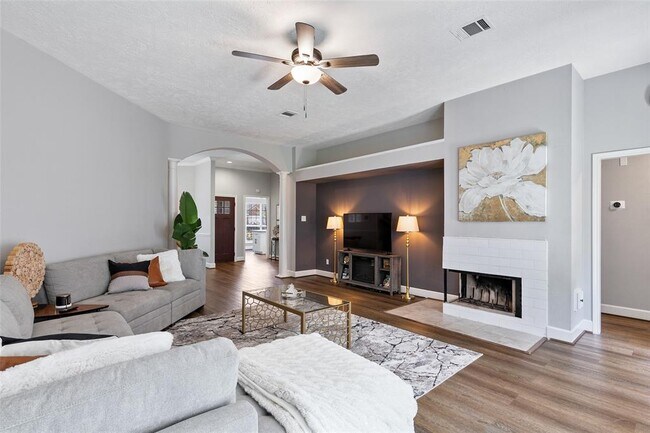 Building Photo - 4706 Wynnview Dr