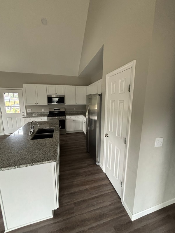 Building Photo - 231 Cherokee Dr