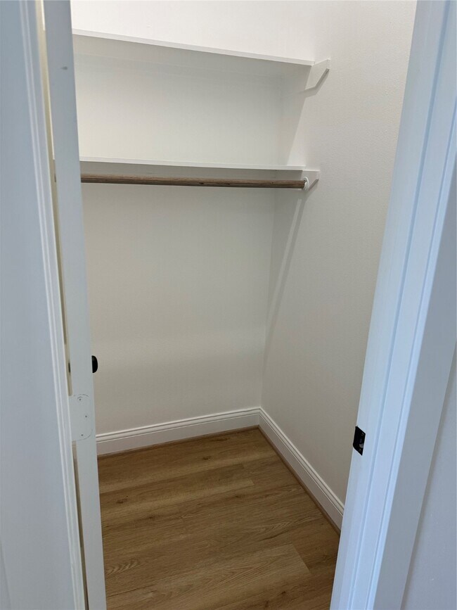 Building Photo - 6350 Culberson St