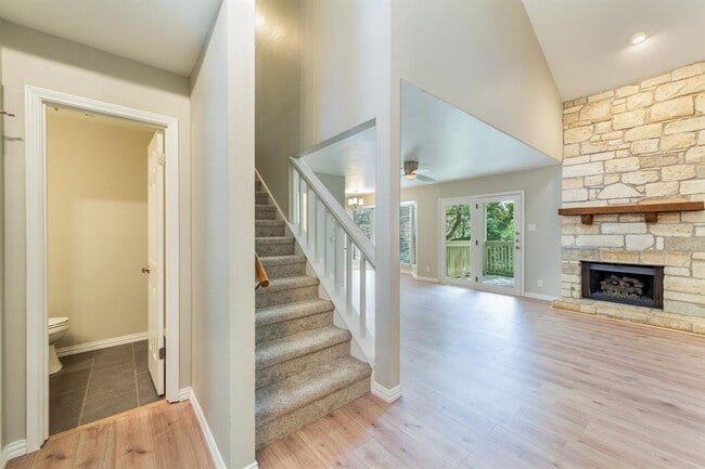 Building Photo - 4404 Travis Country Cir