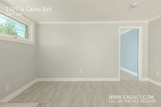 Building Photo - 1509 W Capri Ave