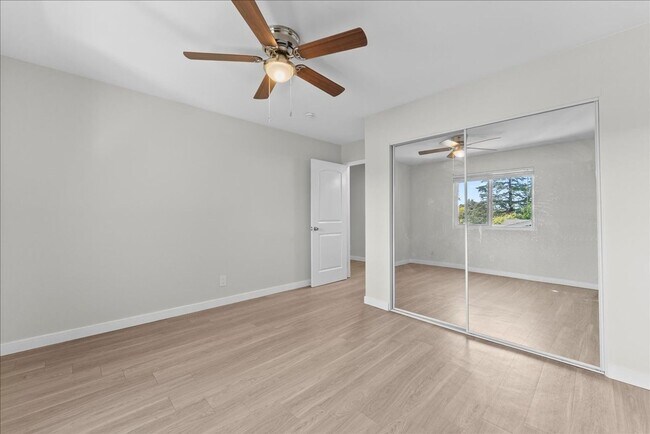 Building Photo - 631 E Elk Ave