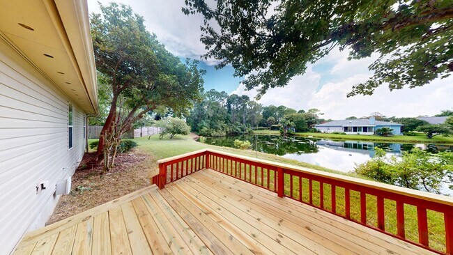 Building Photo - 3Bed/ 2Bath Home - Available Now!