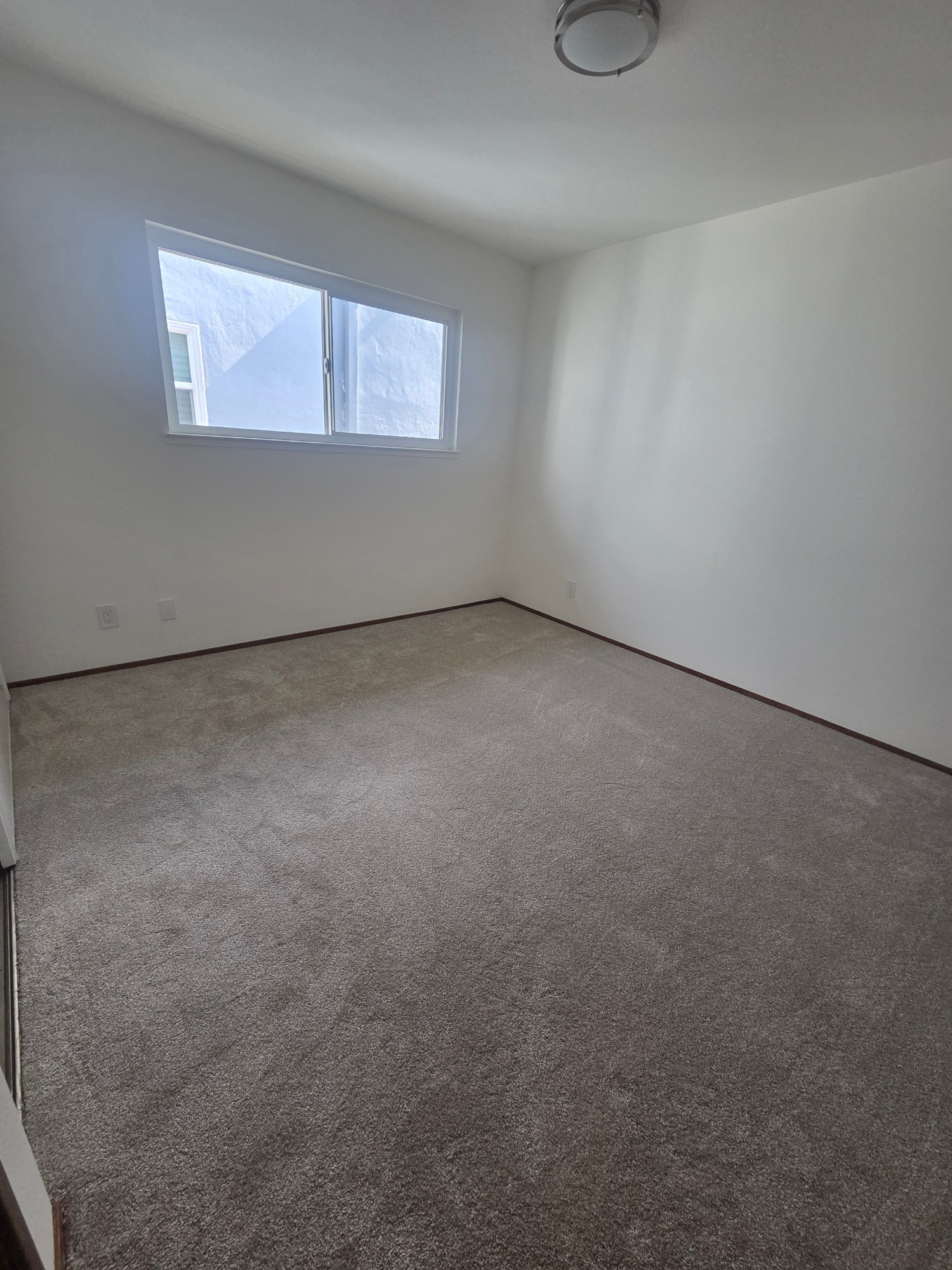 Building Photo - 3124 Yosemite Ave