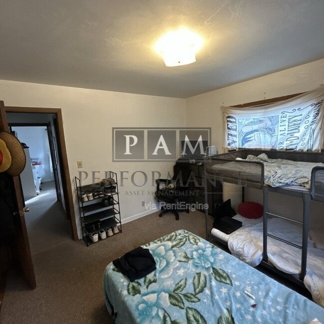 Building Photo - 2155 S 102nd St