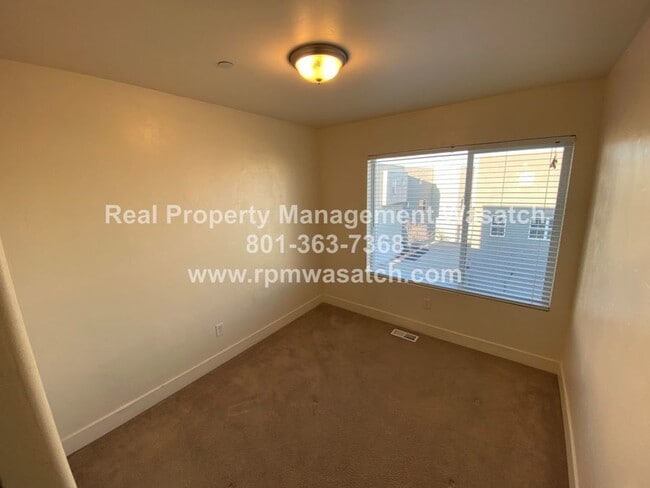 Building Photo - 4538 S Jordan Pkwy