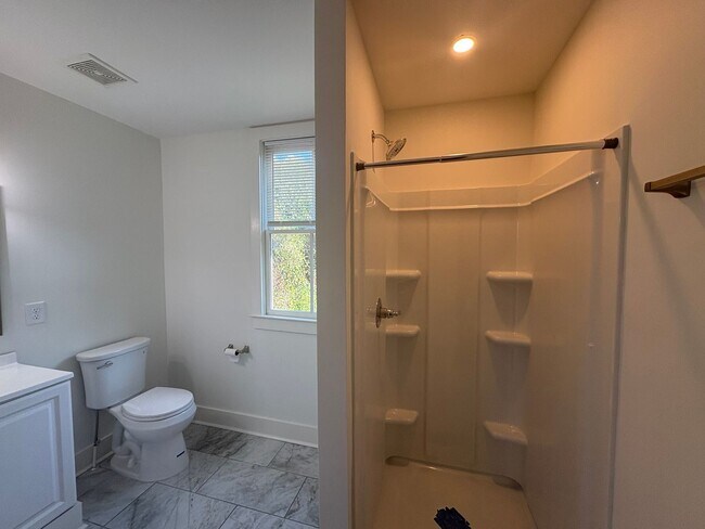 Building Photo - 169 Lamar St