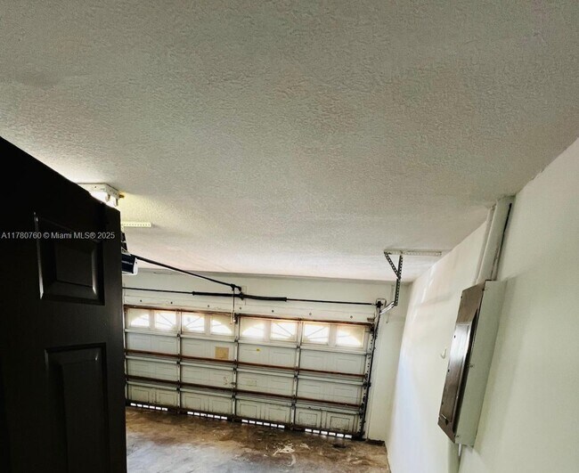 Building Photo - 8332 NW 195th Terrace