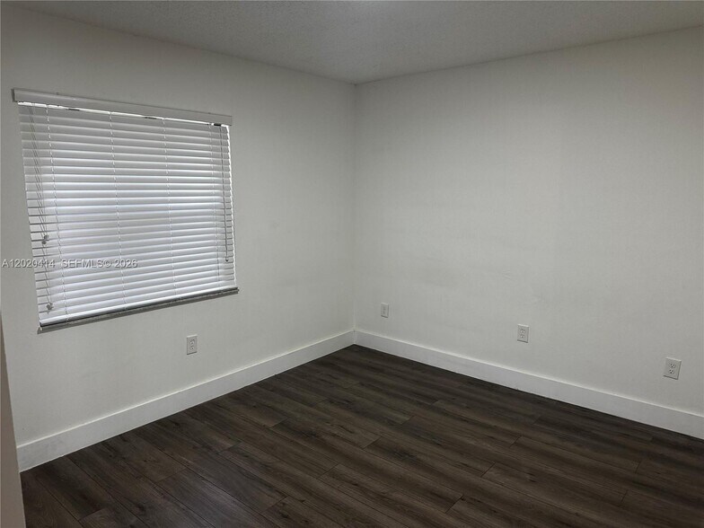 Building Photo - 13350 SW 88th Ter