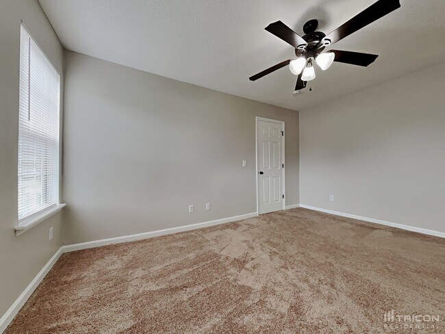 Building Photo - 105 Thornby Rd