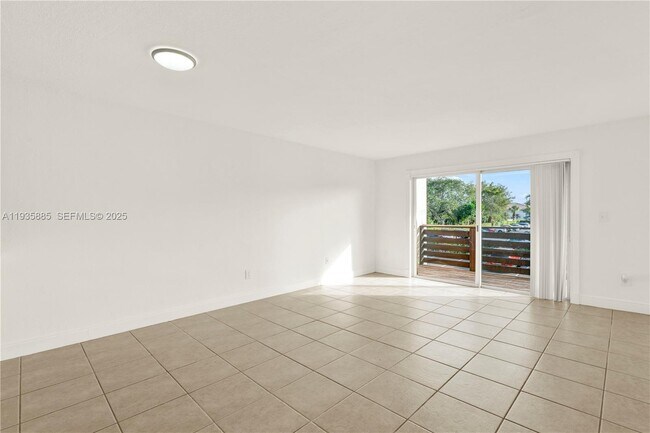 Building Photo - 7477 SW 82nd St