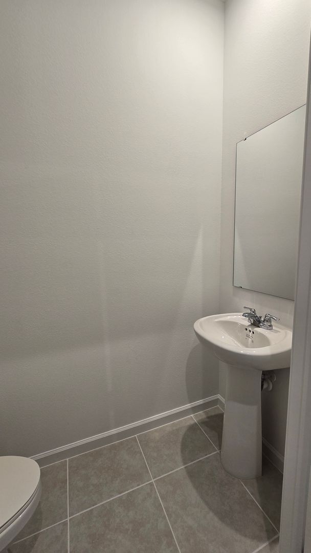 Building Photo - Brand-New Apopka 4Bed/2.5 Bath Townhome Avail for Rent! Be The first to Live Here!