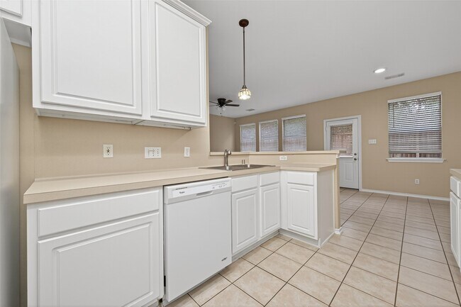 Building Photo - 169 Musewood Ct