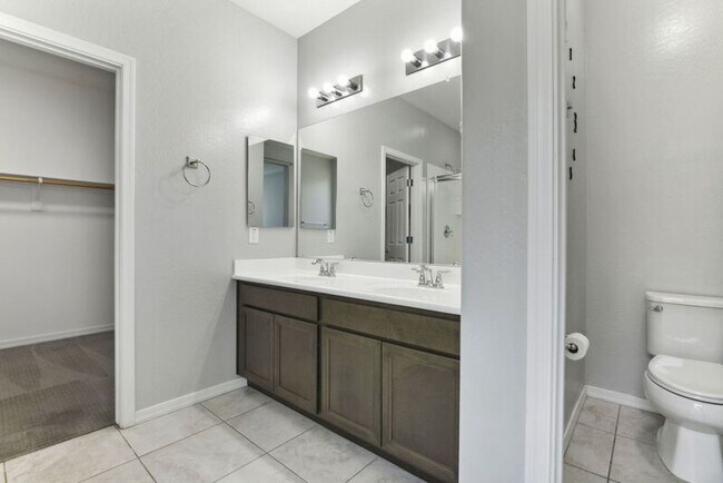 Building Photo - 7707 S 37th St