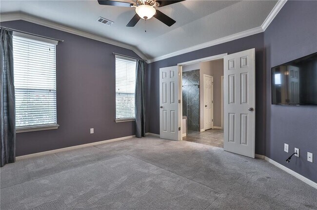 Building Photo - 11400 W Parmer Ln