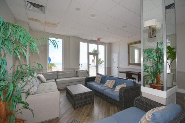 Building Photo - 4250 Galt Ocean Dr