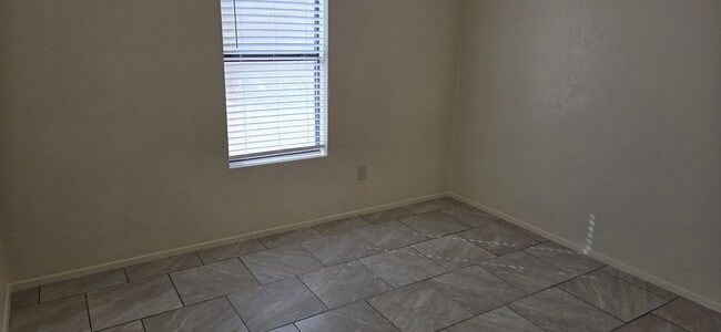 Building Photo - 4607 Mustang Dr