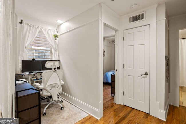 Building Photo - 259 14th St NE