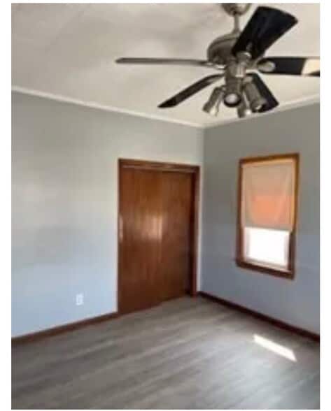 Building Photo - 8 Lane St