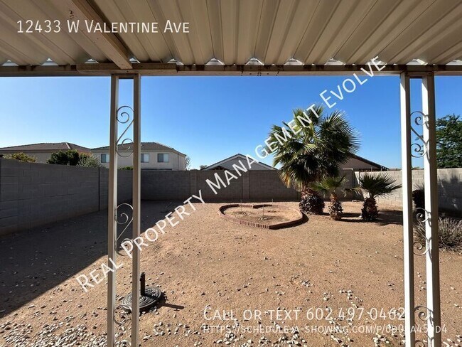 Building Photo - COME TOUR TODAY!