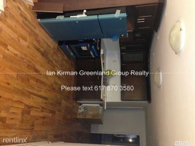 Building Photo - 290 Sumpter St