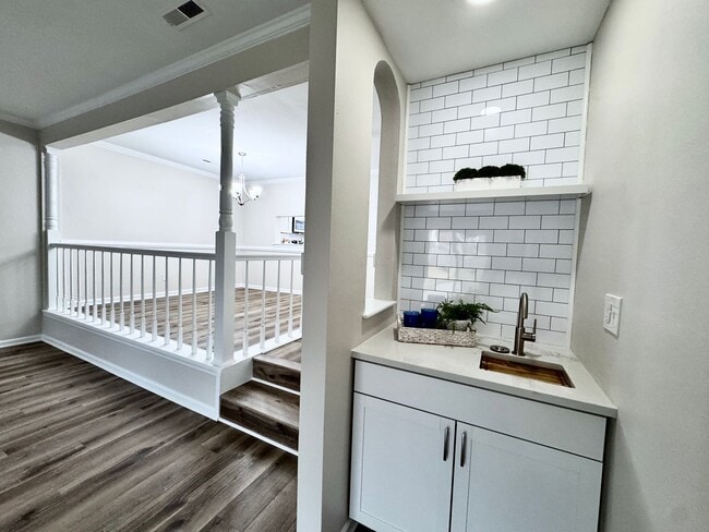 Building Photo - READY NOW!! Completely Updated 3-Bedroom Townhome in Kempsville Lake! Fenced Backyard - Pet Frien...