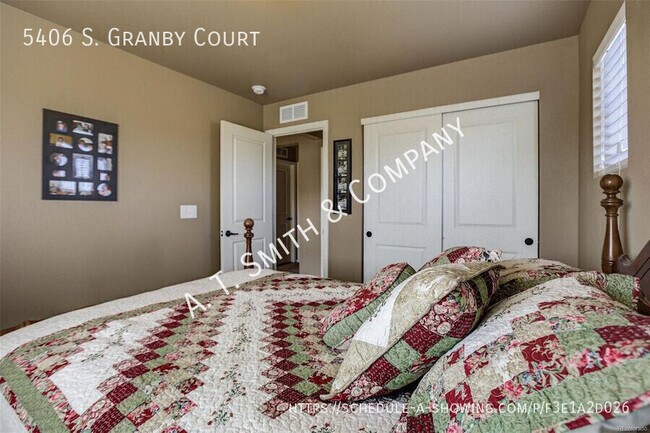 Building Photo - 5406 S Granby Ct