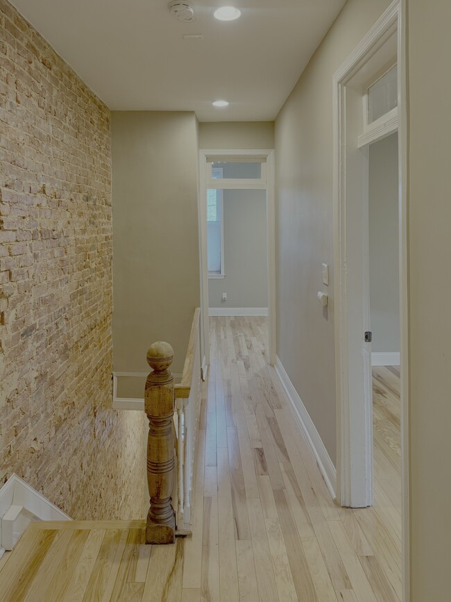 Hallway towards main bedroom - 2103 13th St SE